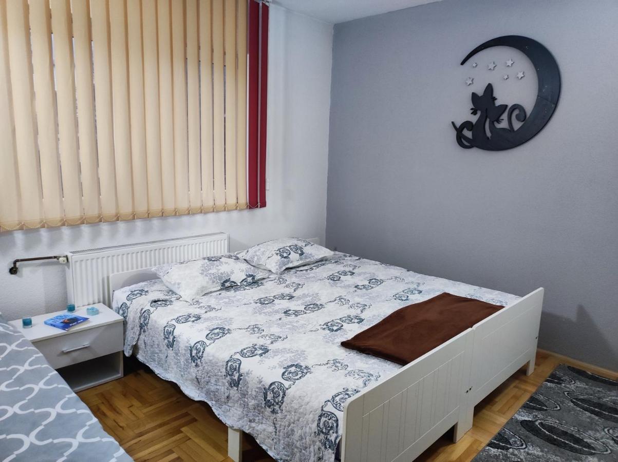 Ferienwohnung Vela-Edo Zavidovici Exterior foto